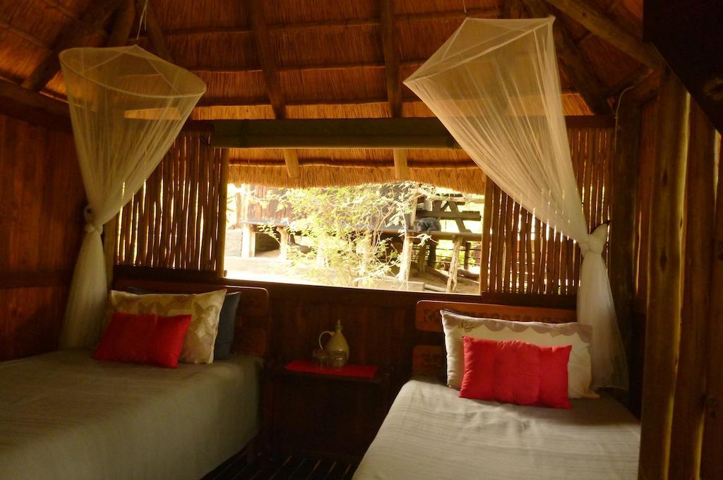 Off Beat Safaris Bush Lodge Худспрут Номер фото